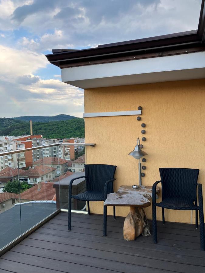 וליקו טורנובו Tarnovo Studios City Center מראה חיצוני תמונה